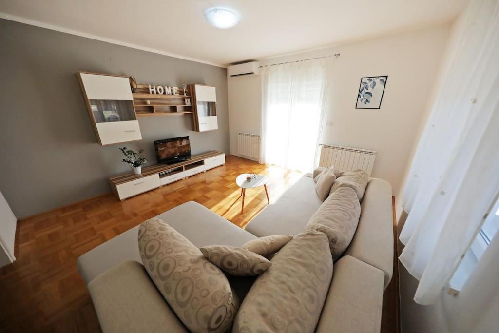 Luxury Apartment Petra With Private Pool Zára Kültér fotó