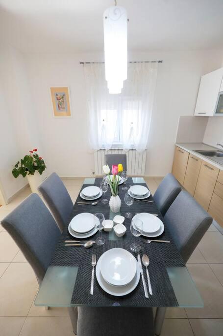 Luxury Apartment Petra With Private Pool Zára Kültér fotó