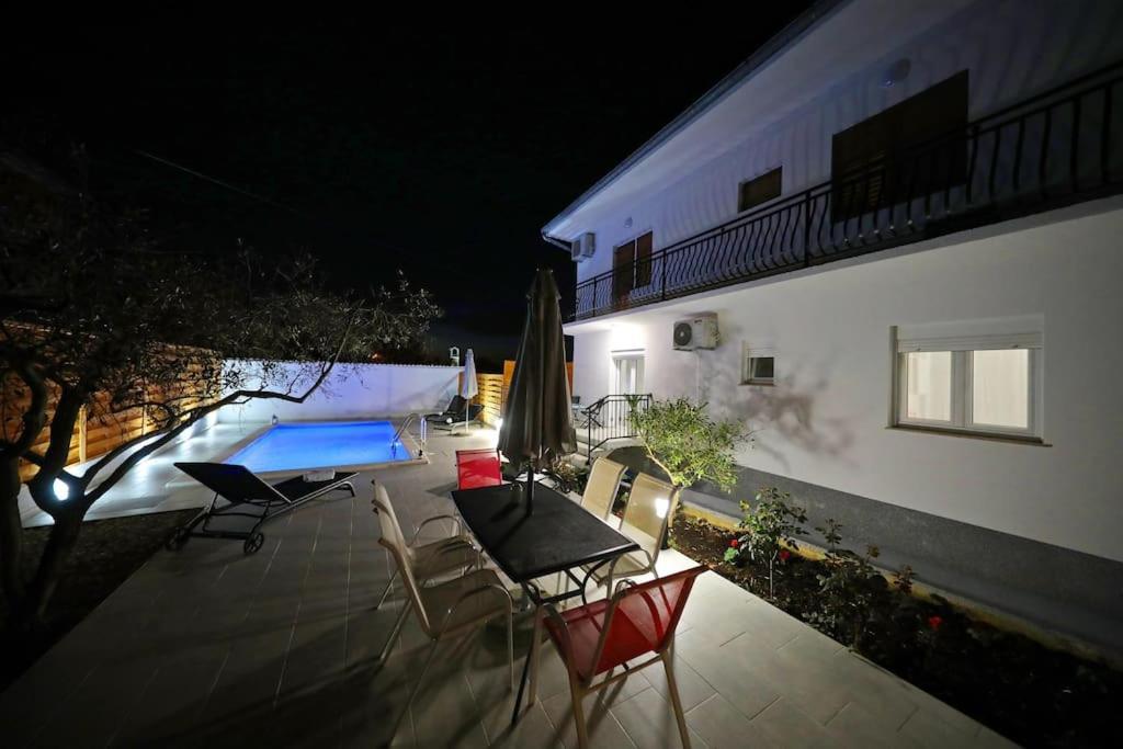 Luxury Apartment Petra With Private Pool Zára Kültér fotó