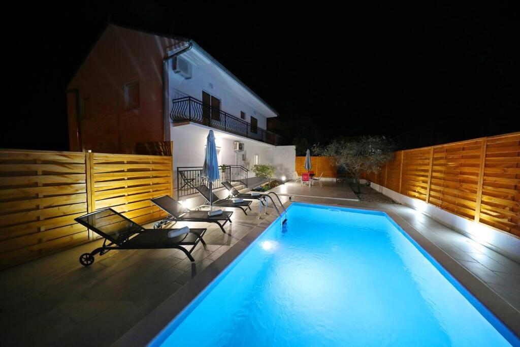 Luxury Apartment Petra With Private Pool Zára Kültér fotó